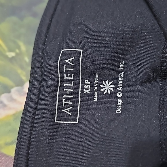 Athleta Capri Leggings‎ Black XSP Petite - Picture 5 of 7